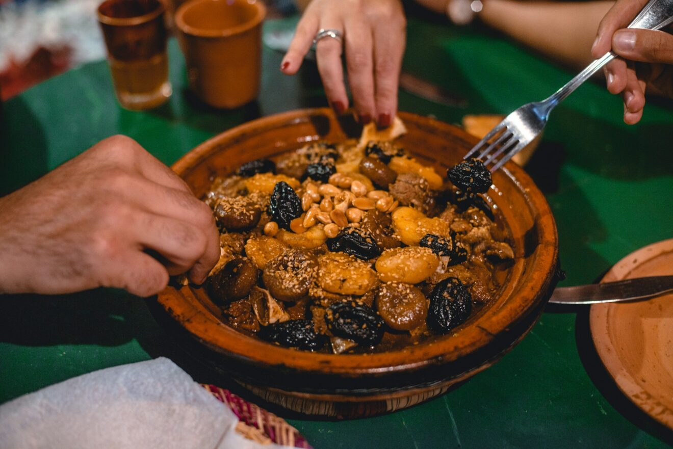 sour moha 5t2sp3vqz28 unsplash