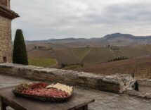 Grande antipasto piemontese e merenda sinoira: storia, varianti e consigli