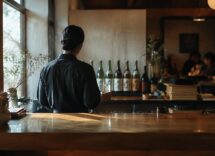 Sake highball: la risposta frizzante al calo di consumo in Giappone