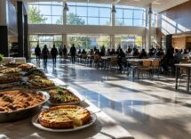 Scuole di Milano: riso al ragù di cefalo, legumi amati e niente prodotto suino