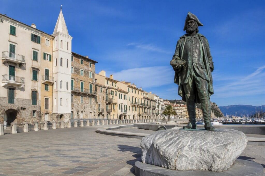 Mostre fotografiche, largo sportivo e attività solidali a Varazze