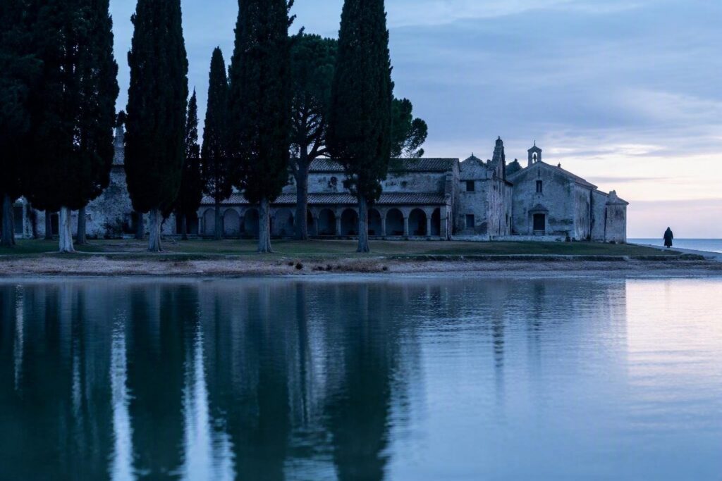 Scopri San Francesco del Deserto, l’oasi di pace tra Burano e Sant’Erasmo