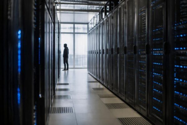 Exploring Intel's Diamond Rapids Xeon 7 CPUs with 256 P-Cores and Advanced Features