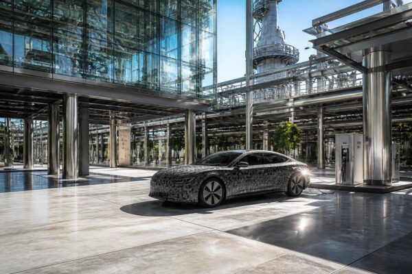 Yangwang flagship electric sedan offers megawatt flash charging and 1,000 hp