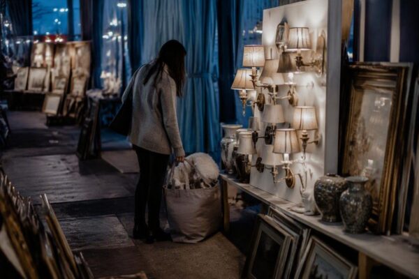 Mastering the art of sourcing stylish pieces on a budget