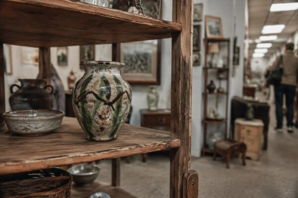 Decor collecting on a budget