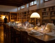Evento benefico a Villar Perosa: arredare la biblioteca con la Tavolata in Bianco