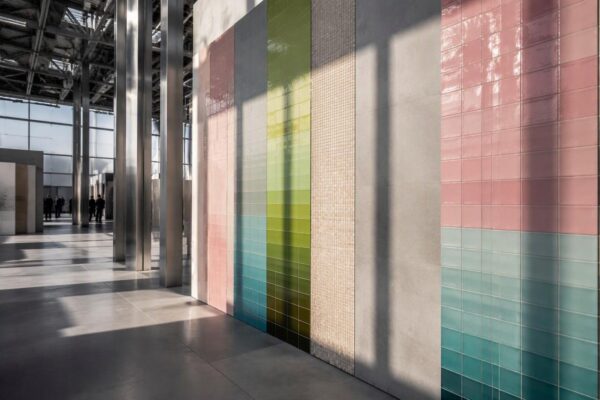 Novità Cersaie 2026: tendenze colore, materie e formati per la casa