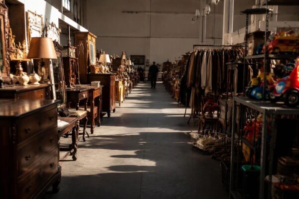 Mercato del riuso a Modena: Usatissimo raddoppia gli spazi