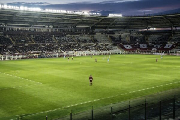 Serie A 2026/27: il Milan batte il Torino 2-1 con una rimonta nella ripresa