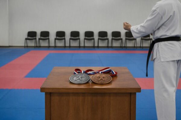 Kata a squadre: il successo del Libertas Centro Karate Riccione a Ostia