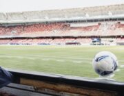 Mancini manda 11 giocatori in tribuna per l'esordio in Nations League