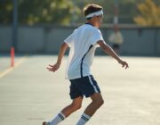 Rischi di CTE per bambini che praticano football e calcio