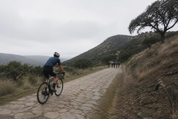 Vuelta 2026: l'ultima settimana decisiva con crono e tappe di montagna