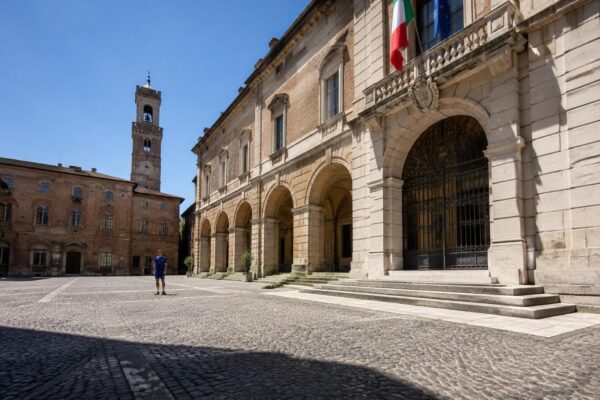 Incontro tra giovani calciatrici del Cesena e le istituzioni comunali