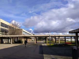 tudiants positifs à l'École centrale de Lyon