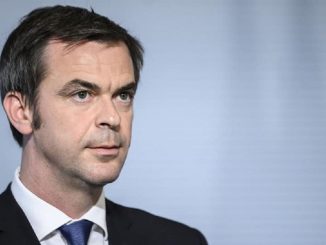 Véran appelle les Français à rester vigilant