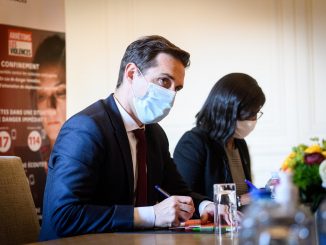 « Aucun problème » pour se déplacer en train ou en avion à partir du 15 décembre, assure Djebbari.