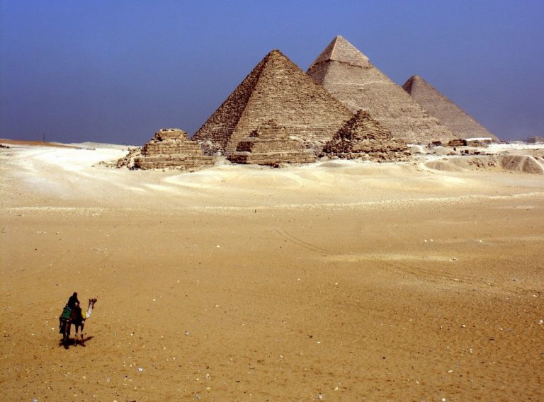 Egypte: tombes d’il y a 4000 ans