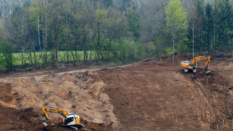 Les autorités poursuivent les recherches pour tenter de retrouver le corps de Estelle Mouzin
