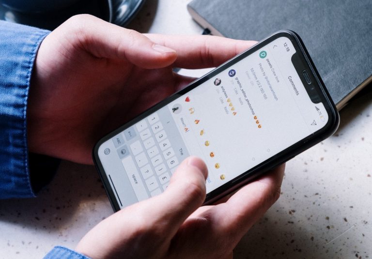 Les messages privés du conjoint sur un site de rencontres peuvent être invoqués dans un divorce