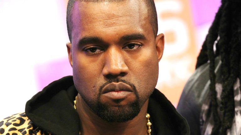 A l'instar de nombreuses vedettes Kanye West modifie son nom