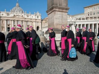 Pédocriminalité dans l'Eglise : Sauvé estime 330 000 victimes