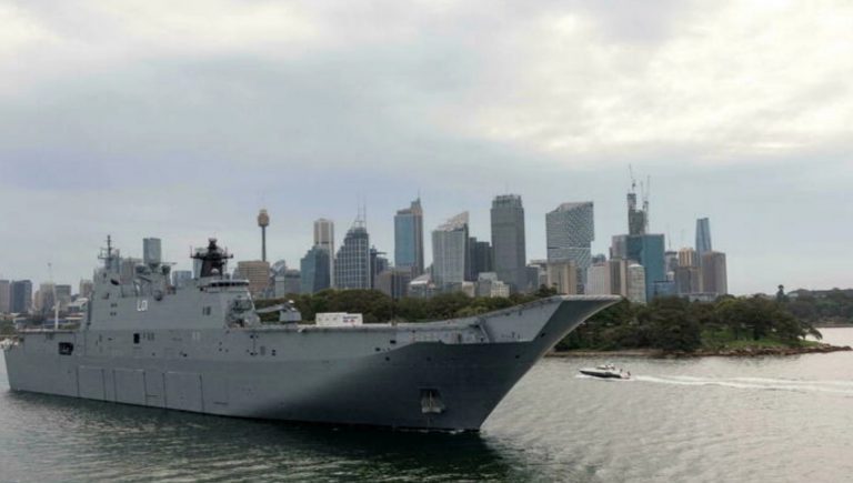 Deux avions sont parvenus aux Îles Tonga aprés l'éruption volcanique