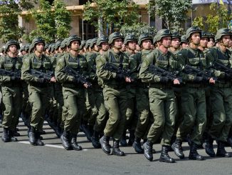 Un soldat ukrainien tue quatre de ses camarades.