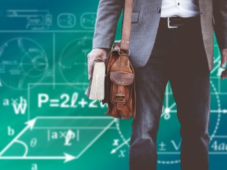 Le professeur invaincu au jeu télévisé, ses étudiants n'ont pas cours.