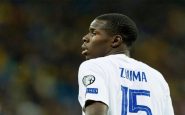 Kurt Zouma donne des coups de pied et des gifles à son chat dans une vidéo