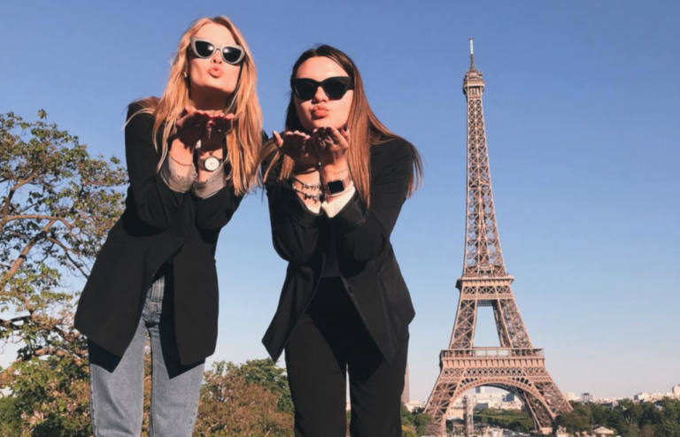amies à Paris