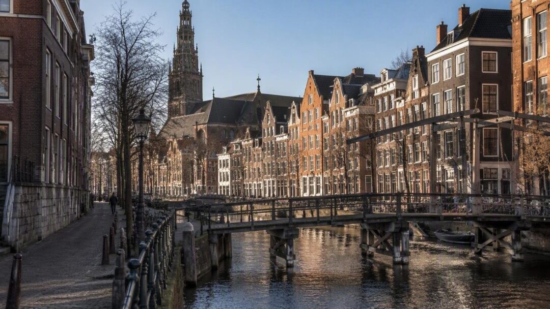 Slim investeren in Amsterdam: financiering en rendement zonder beheerzorgen