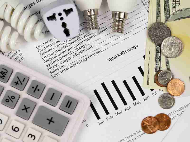 Come funziona il bonus luce e gas 2024