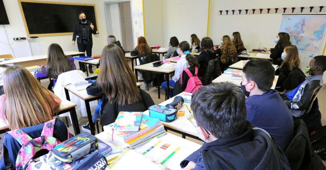 Aumento Stipendio Dirigenti Scolastici 2024: Ecco Quando e Come Funziona