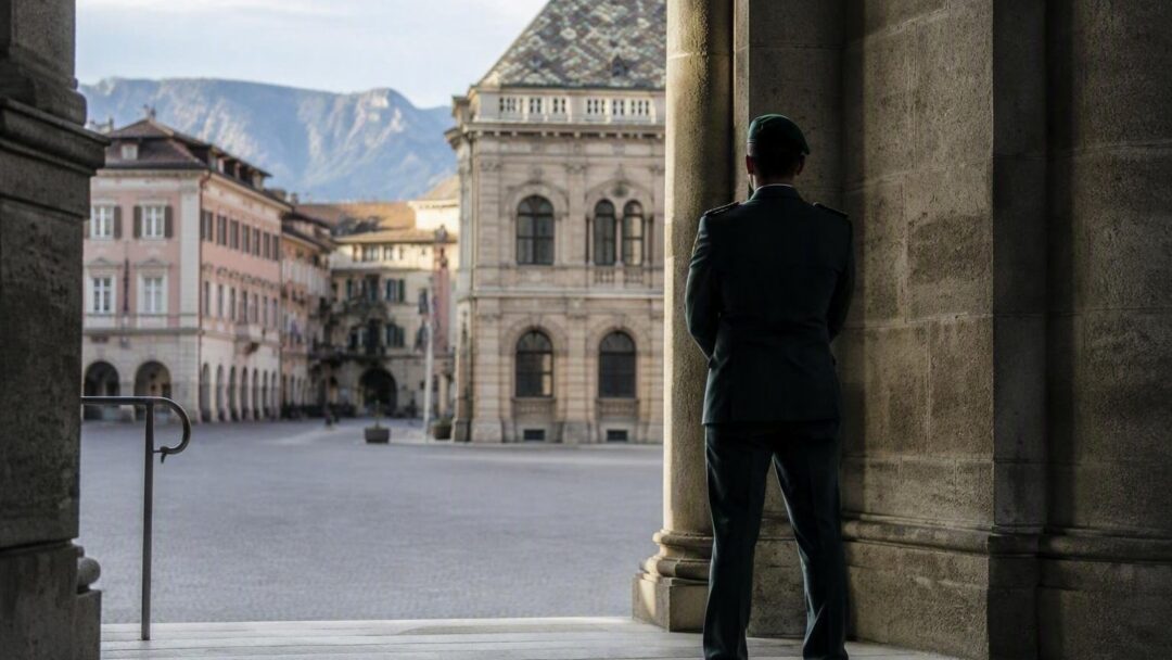 Generale Putzu saluta Bolzano: collaborazione tra Guardia di Finanza e Comune