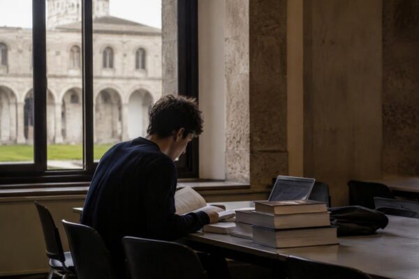 Scienze dell'economia e della gestione aziendale: corso triennale a Pisa