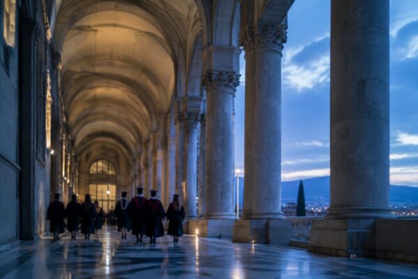 Calendario delle lauree in Aula Magna e Tommaso Sorrentino
