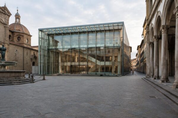 Museo Mundi a Firenze, tensioni sanitarie a Santa Maria Nuova e restauri a Visso