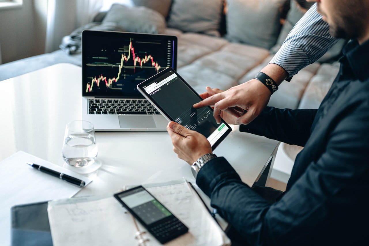 pexels alphatradezone 5833312