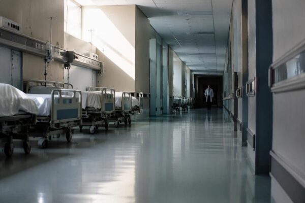 Presidente Lula discute financiamento de planos de saúde e investimentos em hospitais universitários