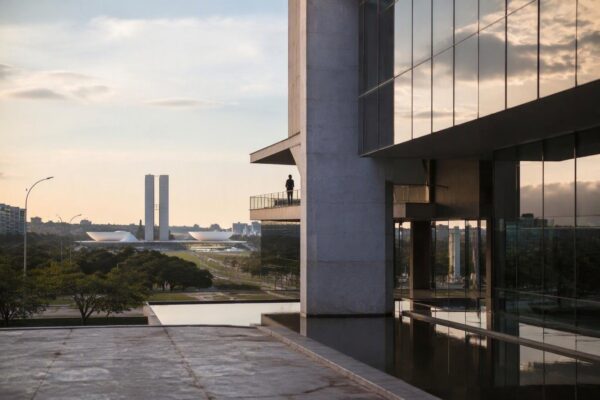 Impactos da disputa presidencial sobre o ajuste fiscal e o mercado