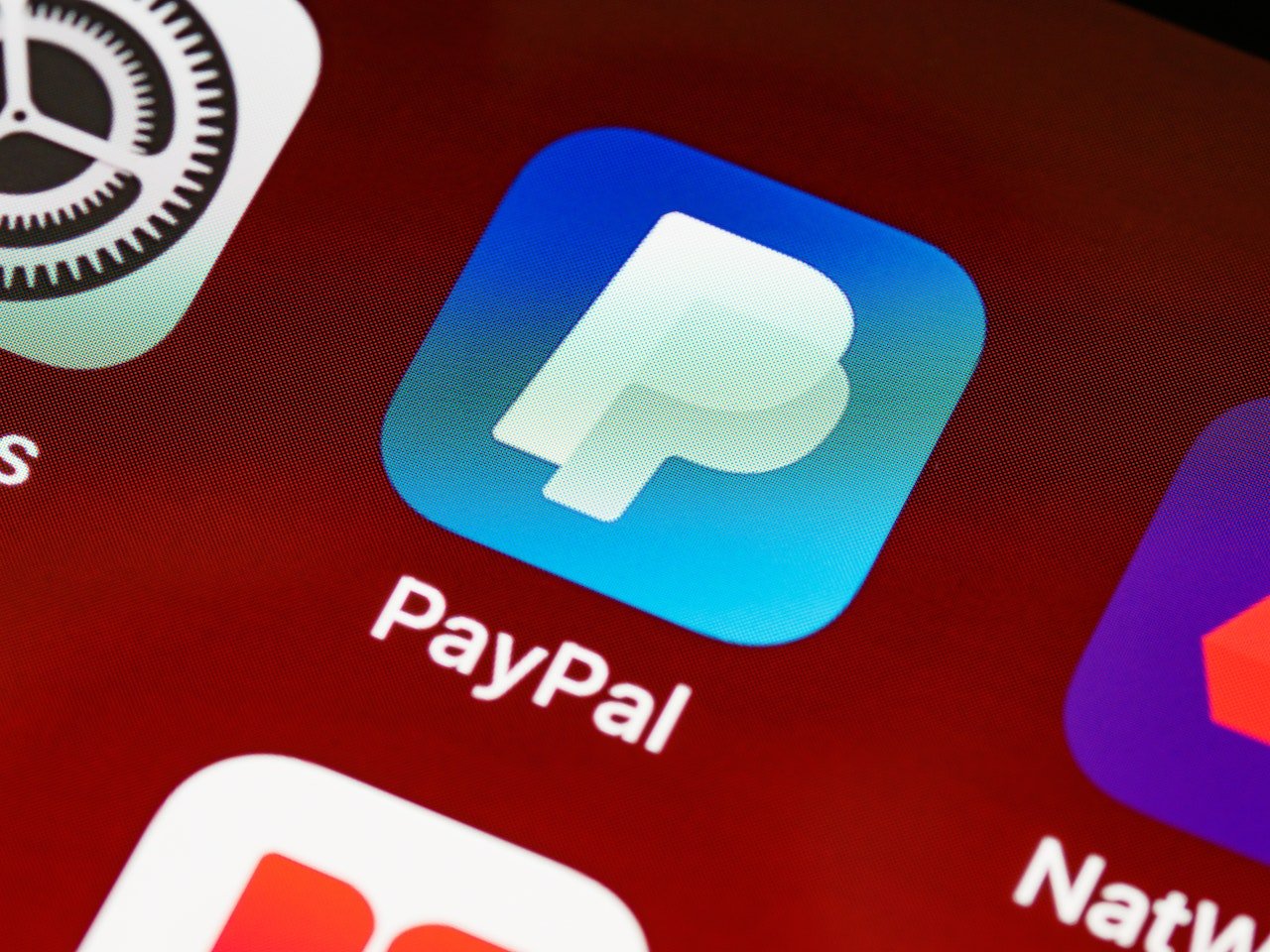 The difference between Crypto and PayPal