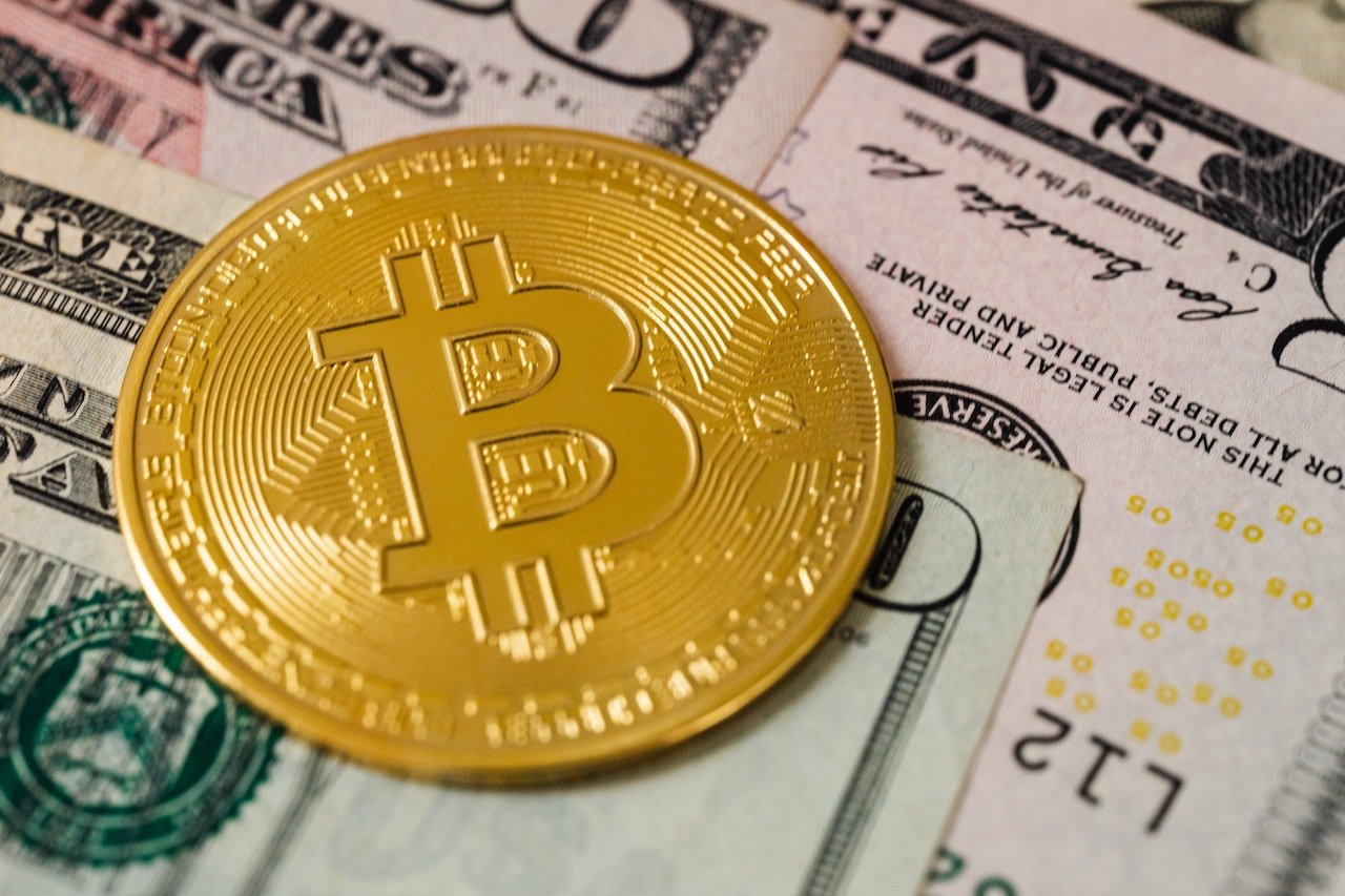 Bitcoins sent and never arrived: what happens?