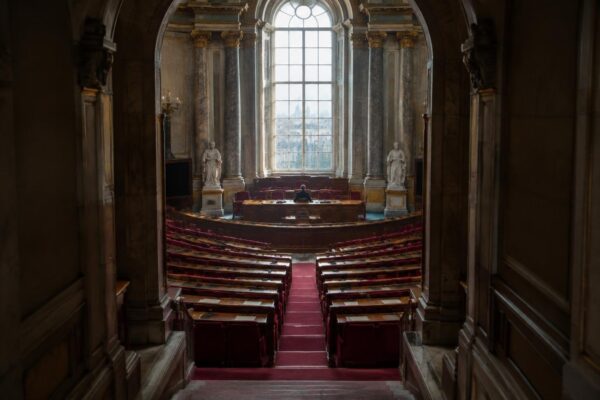 Débat du budget 2027 : opposition et risques de 49.3