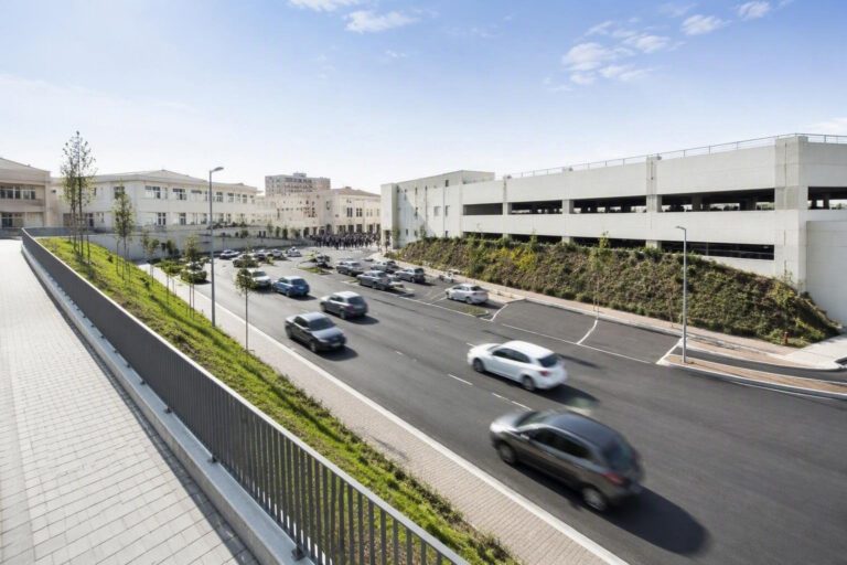 Inaugurato il parcheggio pubblico nell’area dell’ex caserma Rossi a L’Aquila