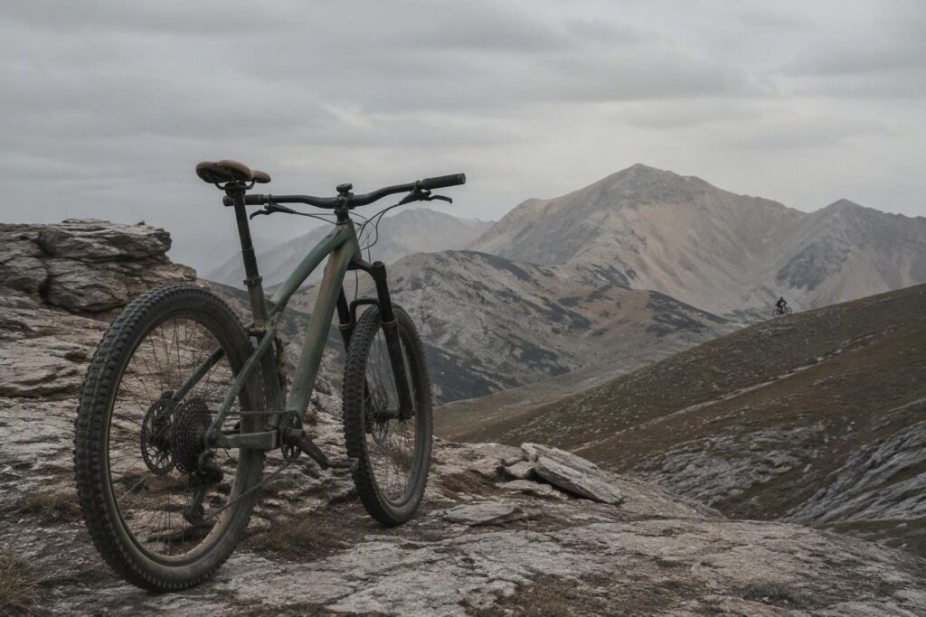 Bivacco Pelino: cani e mountain bike in area protetta della Maiella