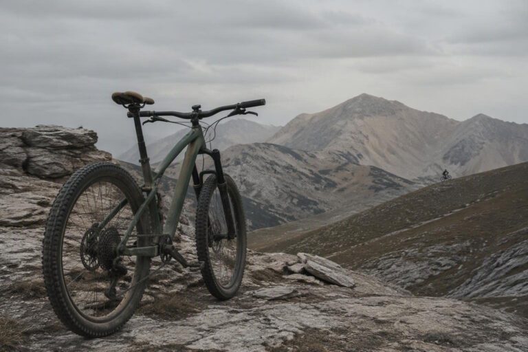 Bivacco Pelino: cani e mountain bike in area protetta della Maiella