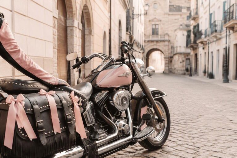 Le Ladies of Harley conquistano Pescara: 900 partecipanti in rosa