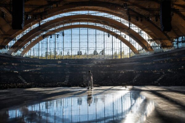 Celine Dion's French arena comeback: 26 shows through 2027